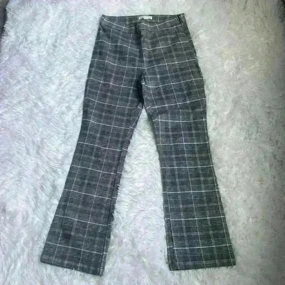 Aeropostale plaid pants with side zip. Size small. NWOT - Picture 1 of 7